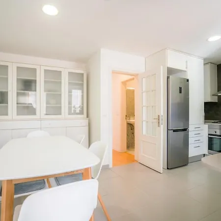 Apartment Guestready - Campolide Boho Terrace Duplex 4 Bedrooms *